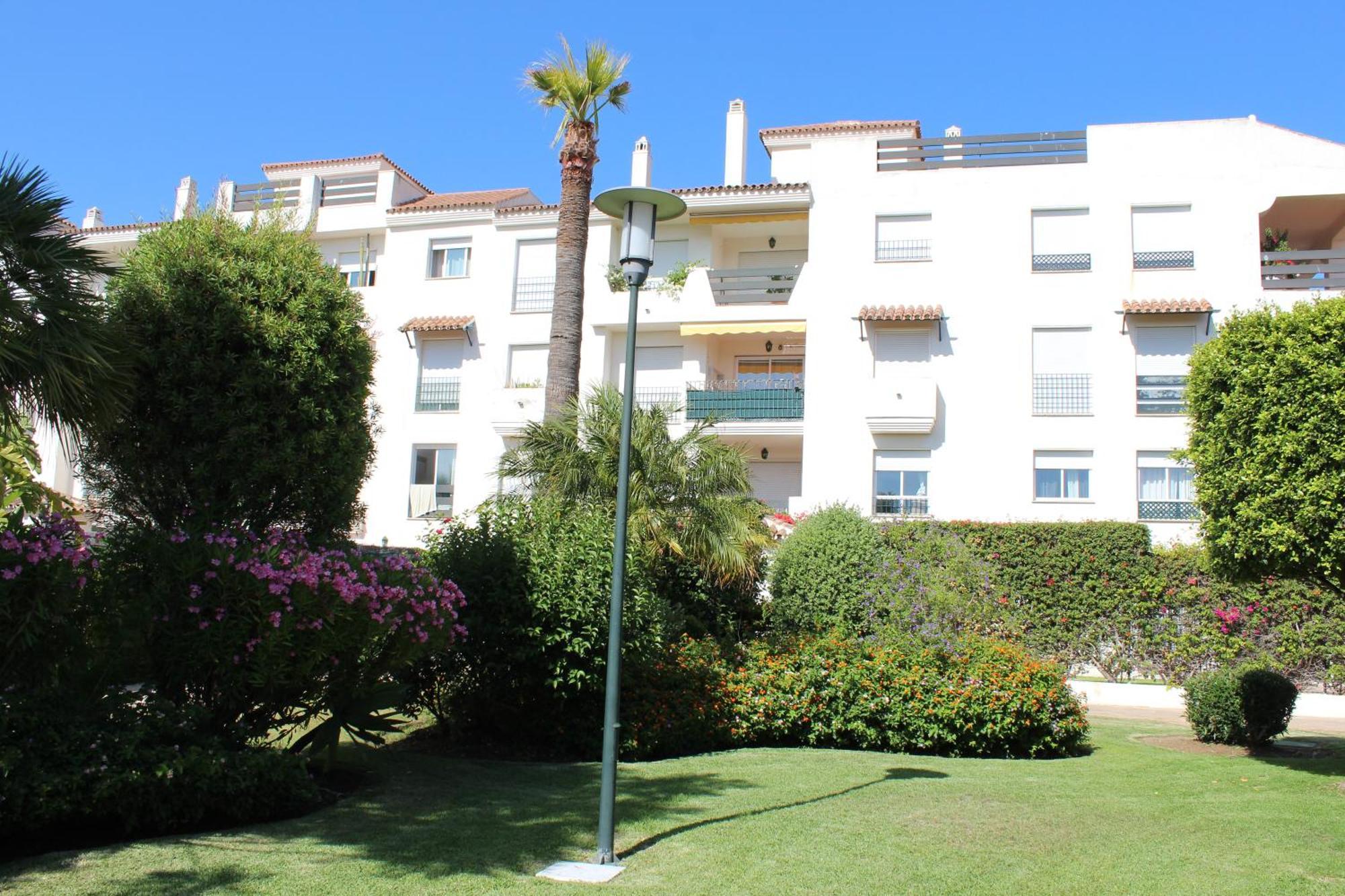 Beach Apartments In Lorcrisur San Pedro Марбелья Экстерьер фото